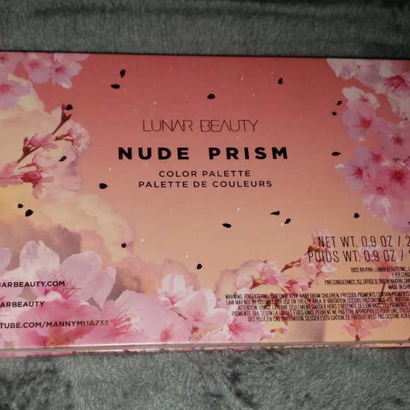 LUNAR BEAUTY NUDE PRISM EYESHADOW PALETTE $55 - Picture 3 of 13
